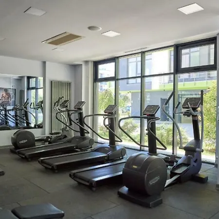 Black Sea Beach&pool Premium Suit Apartman Năvodari